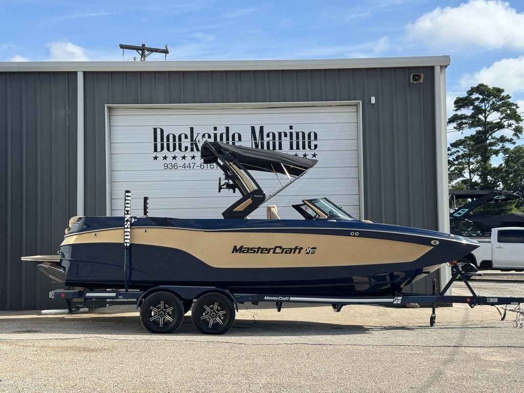 2022 MasterCraft XT24 - Sold Boat