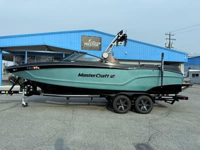 BOATZON | MasterCraft XT24 2023