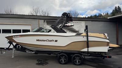 BOATZON | MasterCraft XT24 2023 BOATZON | MasterCraft XT24 2023