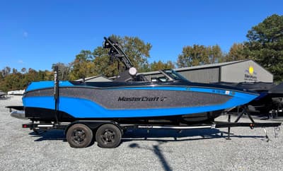 BOATZON | MasterCraft XT24 2024