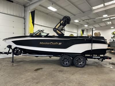 BOATZON | MasterCraft XT24 2025 BOATZON | MasterCraft XT24 2025