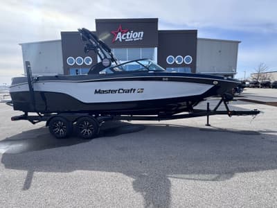 BOATZON | MasterCraft XT24 2025