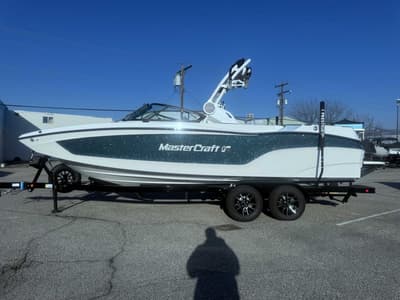 BOATZON | MasterCraft XT24 2026