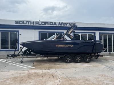 BOATZON | MasterCraft XT24 2026