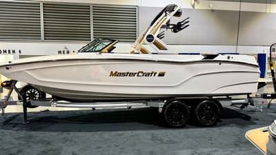 BOATZON | MasterCraft XT24 2026