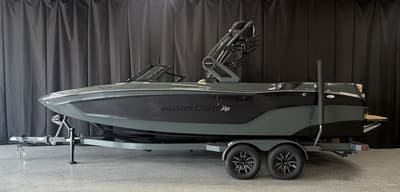 BOATZON | MasterCraft XT24 2027 BOATZON | MasterCraft XT24 2027