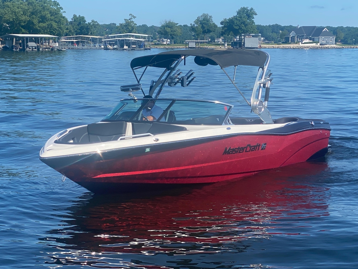 2020 MasterCraft XT25 - Sold Boat