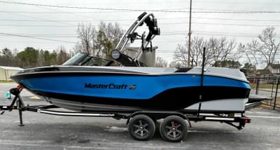 BOATZON | MasterCraft XT25 2024 BOATZON | MasterCraft XT25 2024