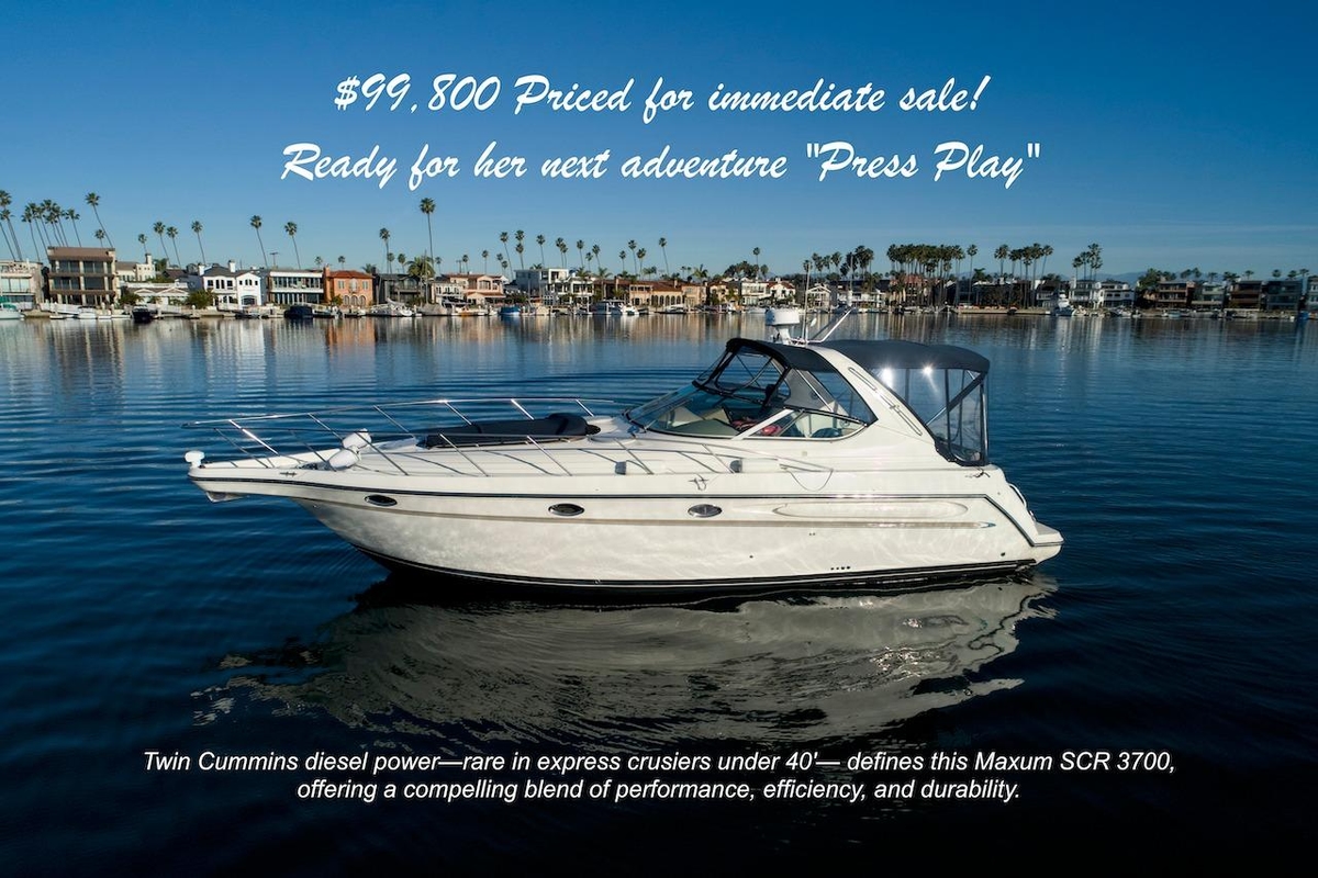 2000 Maxum 3700 SCR - Sold Boat