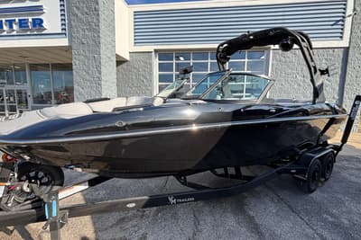 BOATZON | MB B52 23 Classic 2026