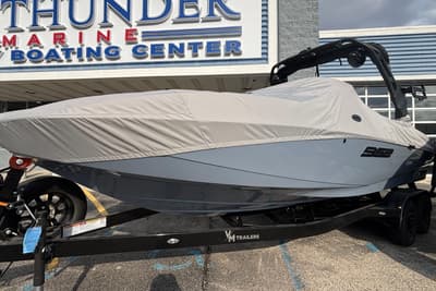 BOATZON | MB B52 23 Classic 2026 BOATZON | MB B52 23 Classic 2026