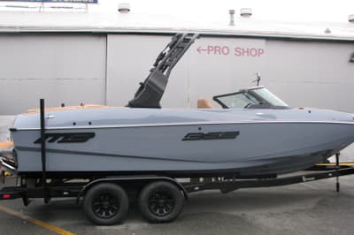 BOATZON | MB B5223 Classic LIMITED 2026 BOATZON | MB B5223 Classic LIMITED 2026