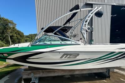 BOATZON | MB F21 Tomcat 2011