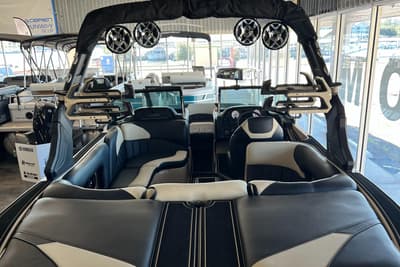 BOATZON | MB F22 Tomcat Classic 2024