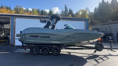 BOATZON | MB Sports B52 25 Alpha 2026