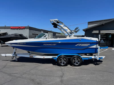 BOATZON | MB Sports F21 Tomcat 2016