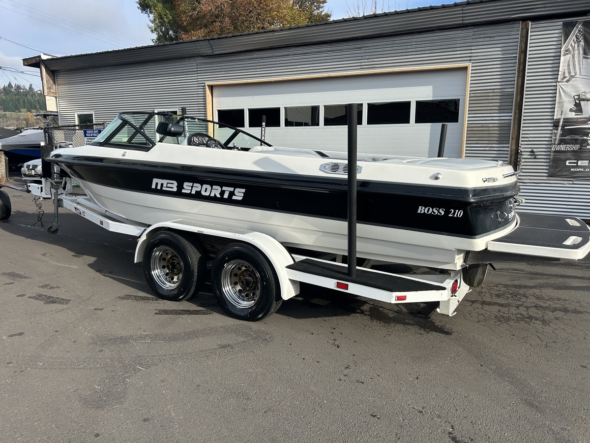 1998 MB Sports MB Sports MB Sports Boss 210 Open bow DD 1998 - Sold Boat