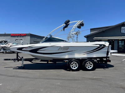 BOATZON | MB Sports Tomcat 2010