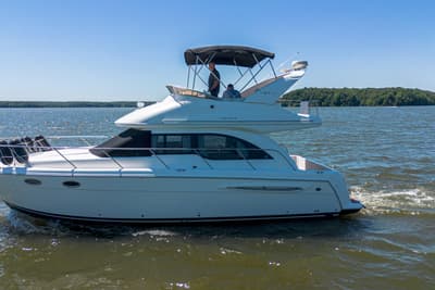 BOATZON | Meridian 341 Sedan 2005