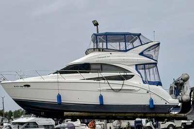 BOATZON | Meridian 341 Sedan 2006