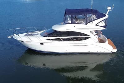 BOATZON | Meridian 391 Sedan 2007