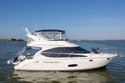 BOATZON | Meridian 391 Sedan 2010