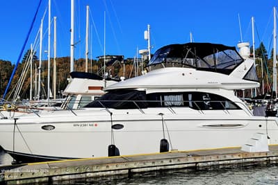 BOATZON | Meridian 411 Sedan 2006