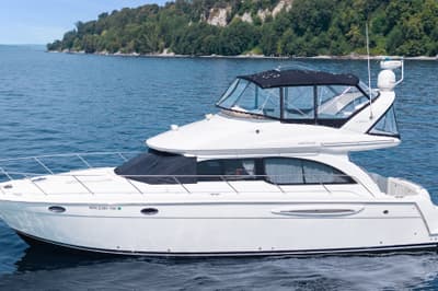 BOATZON | Meridian 411 Sedan 2006