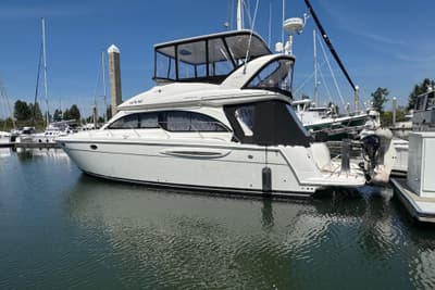 BOATZON | Meridian 411 Sedan 2007