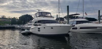 BOATZON | Meridian 441 Sedan 2010