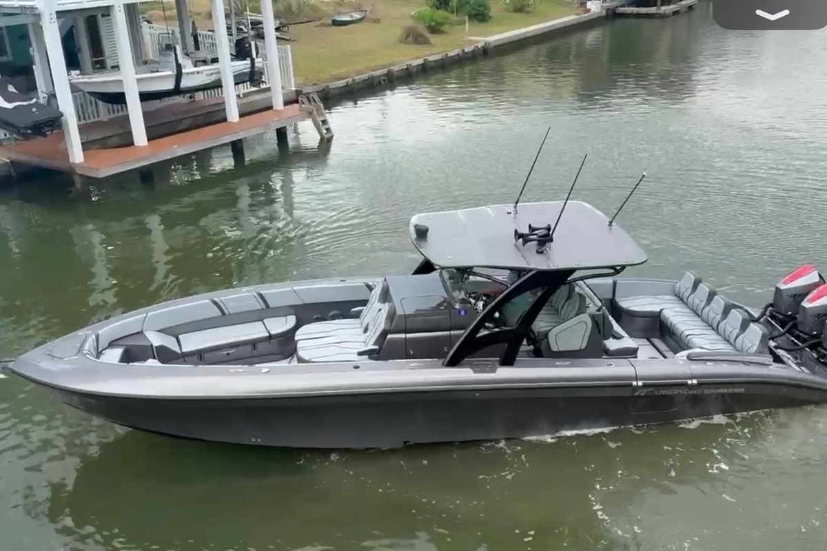 2020 Midnight Express 37 Center Console - Sold Boat