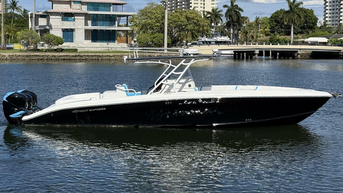 2012 Midnight Express 37 Open - Sold Boat