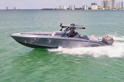 BOATZON | Midnight Express 37 Open 2022