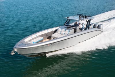 BOATZON | Midnight Express 43 Open 2017 BOATZON | Midnight Express 43 Open 2017