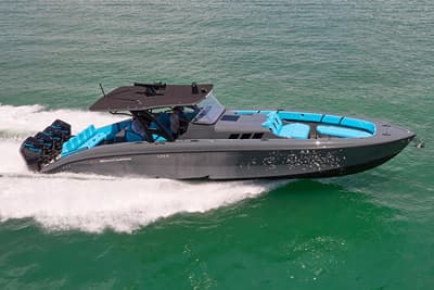 BOATZON | Midnight Express 43 Solstice 2022