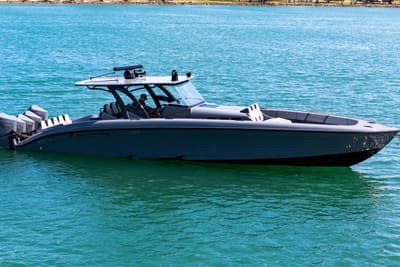 BOATZON | Midnight Express 43 Solstice 2023