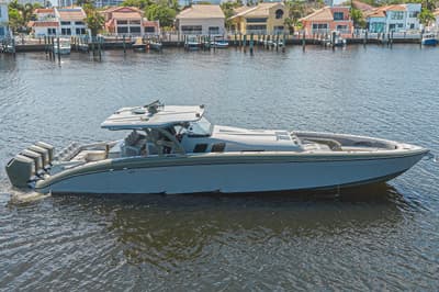 BOATZON | Midnight Express 52 Vitesse 2025