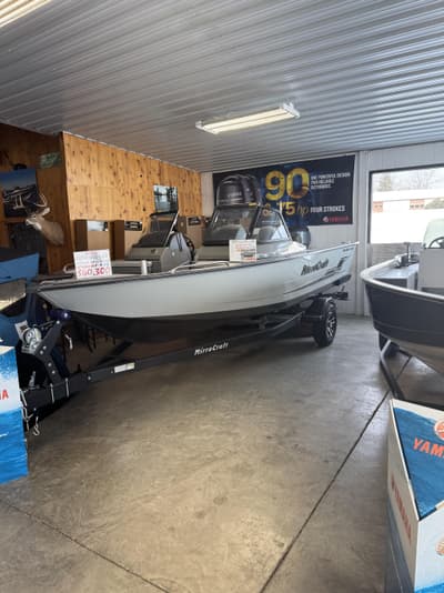 BOATZON | MirroCraft 1768 HOLIDAY 2026