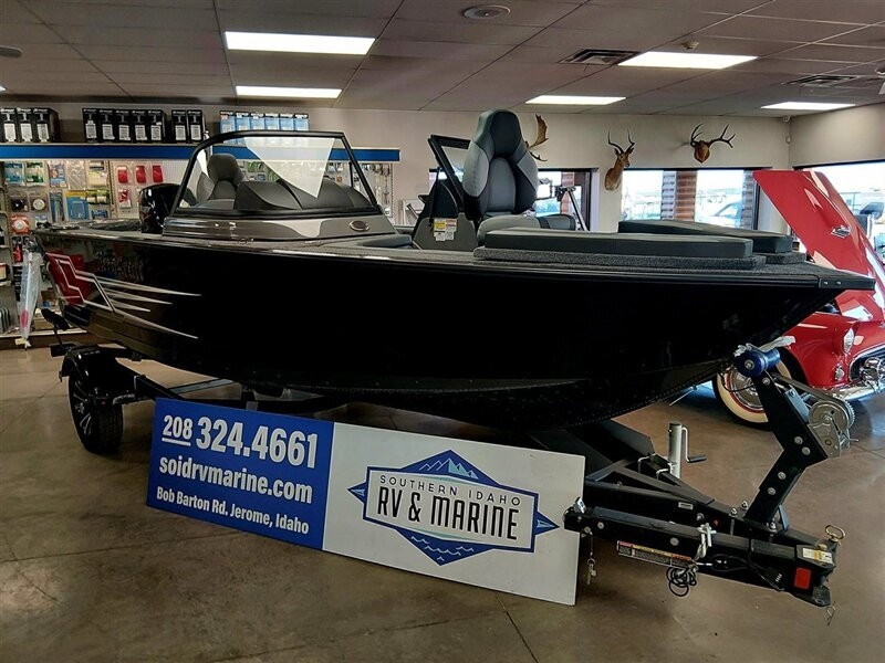 2026 MirroCraft MirroCraft MIRROCRAFT F1866BLK 2026 - Sold Boat