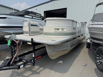 BOATZON | Misty Harbor 2085CR 2009