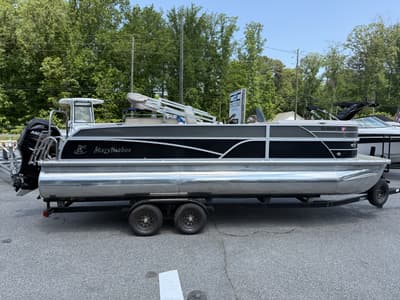 BOATZON | Misty Harbor 2385SG Skye SG Cruiser 2013