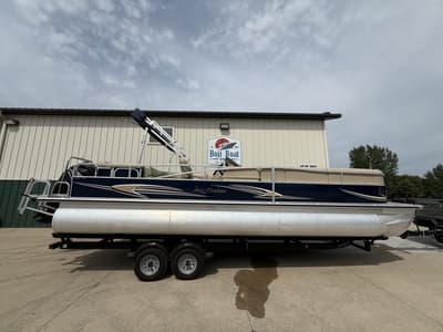BOATZON | Misty Harbor 2685 Signature 2012