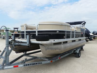 BOATZON | Misty Harbor Boats 203 CF 2016