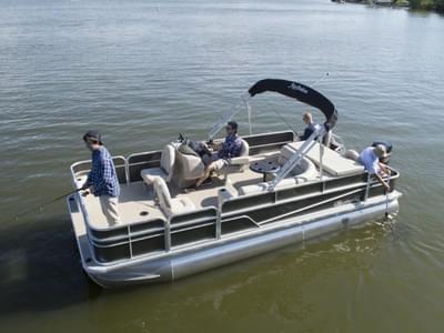BOATZON | Misty Harbor Boats Adventure CF A2085CF 2018