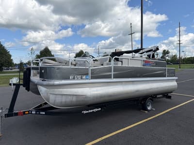 BOATZON | Misty Harbor Boats Fishing 2085 2014