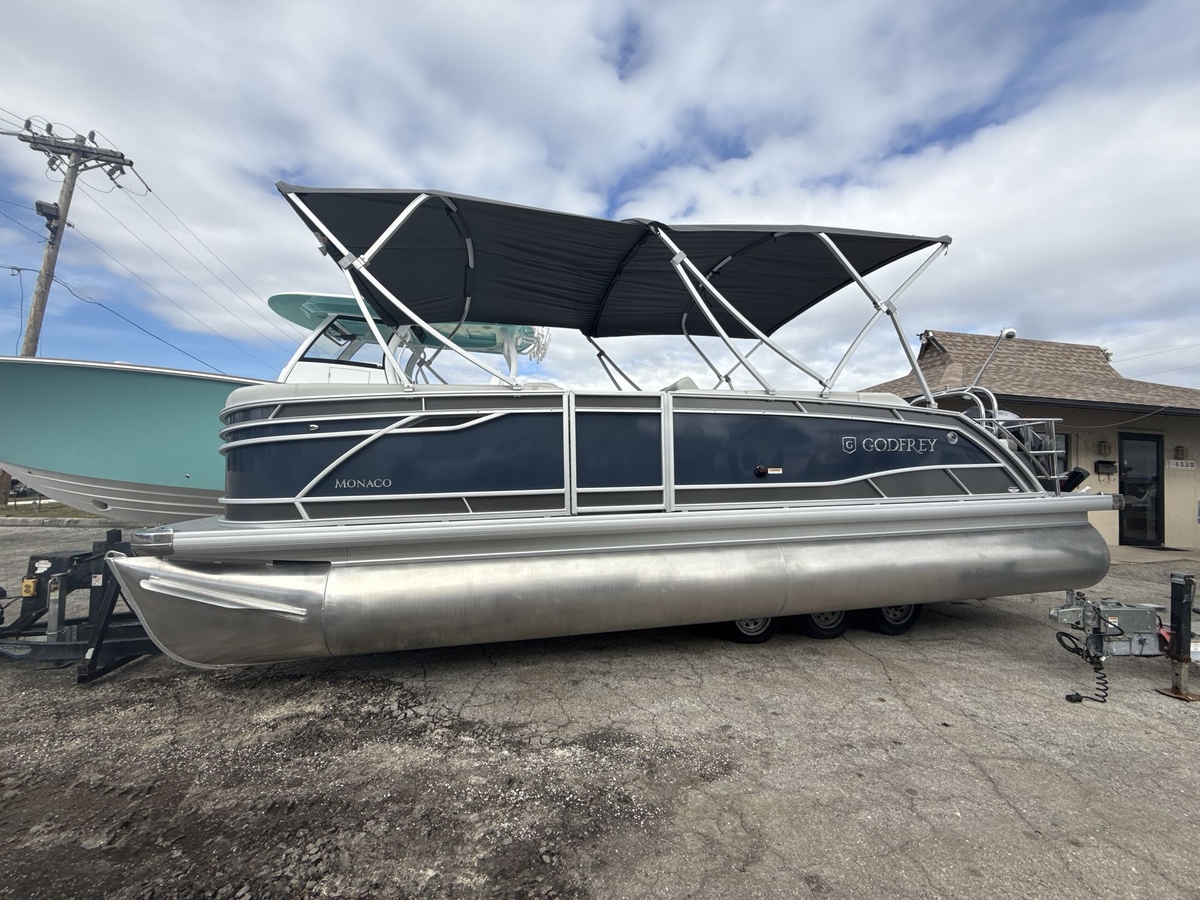 2026 MONACO 235 SFL - Sold Boat