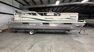 BOATZON | Monarch SIGNATURE 220 2002
