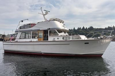 BOATZON | Monk 43 Flybridge Sedan 1971 BOATZON | Monk 43 Flybridge Sedan 1971