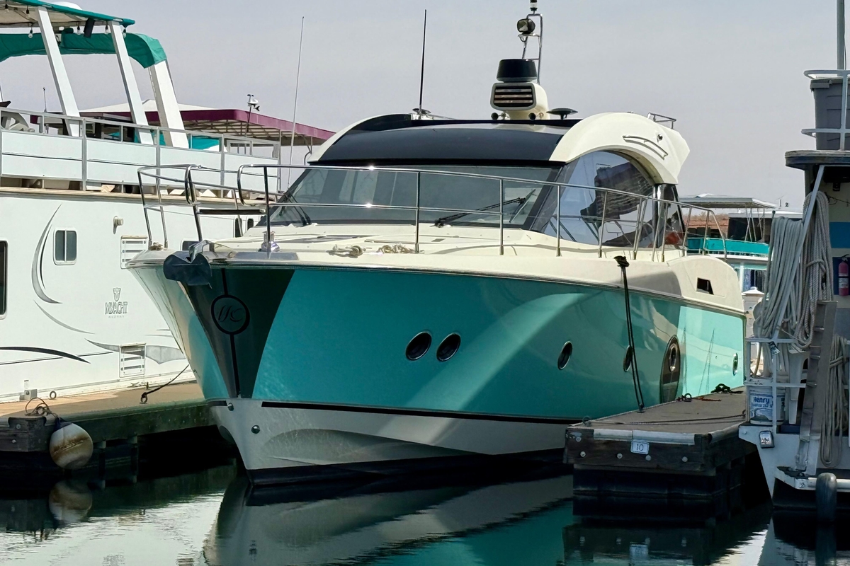 2015 Monte Carlo MC5S - Sold Boat