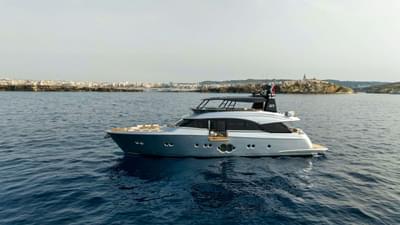 BOATZON | Monte Carlo Yachts 2013 BOATZON | Monte Carlo Yachts 2013